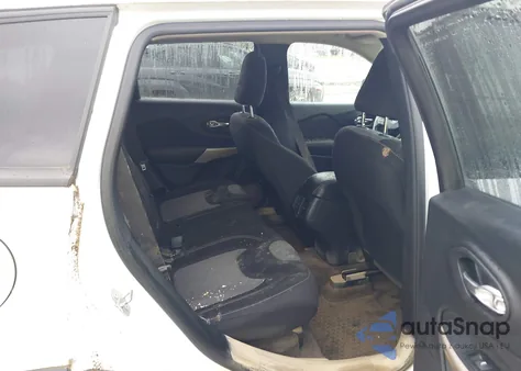 2018 Jeep Cherokee Latitude 4X4 z USA, uszkodzony, nr VIN 1C4PJMCX1JD541192